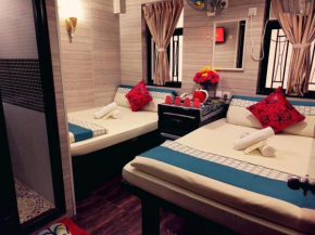 First Inn Hotel & Guest House Reception at 10TH F, Block E